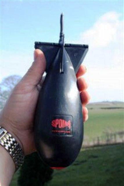 tehnici de pescuit la crap - racheta-de-nadire-spomb.jpg